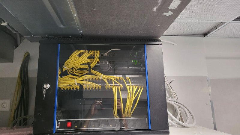 Уличная IP-камера Dahua 4 Мп на входной группе ресторана