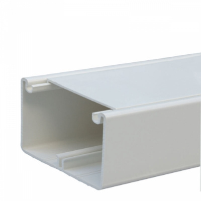 Мини-плинтус Legrand DLPlus 32x12,5мм (2100мм) белый (уп. 80м.)